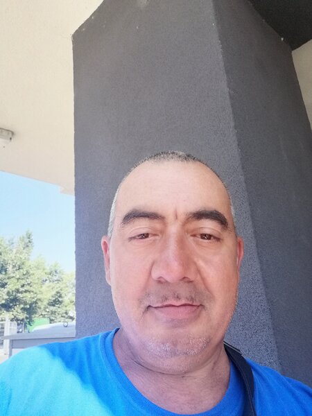 Matur 53 ani imi caut jumatatea